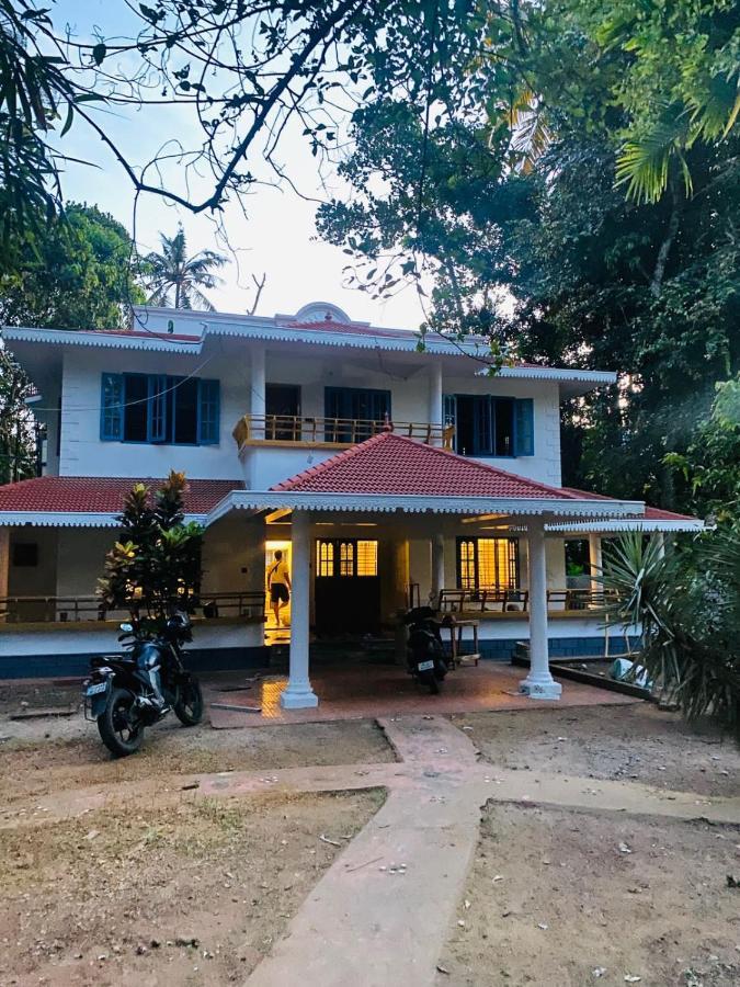Barefoot Hostels, Varkala Exterior photo