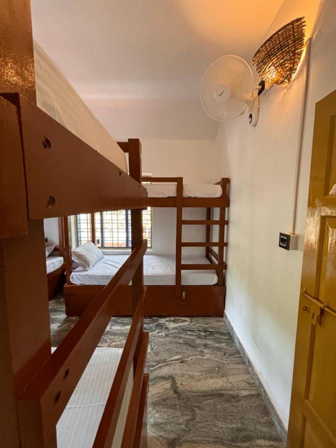 Barefoot Hostels, Varkala Exterior photo