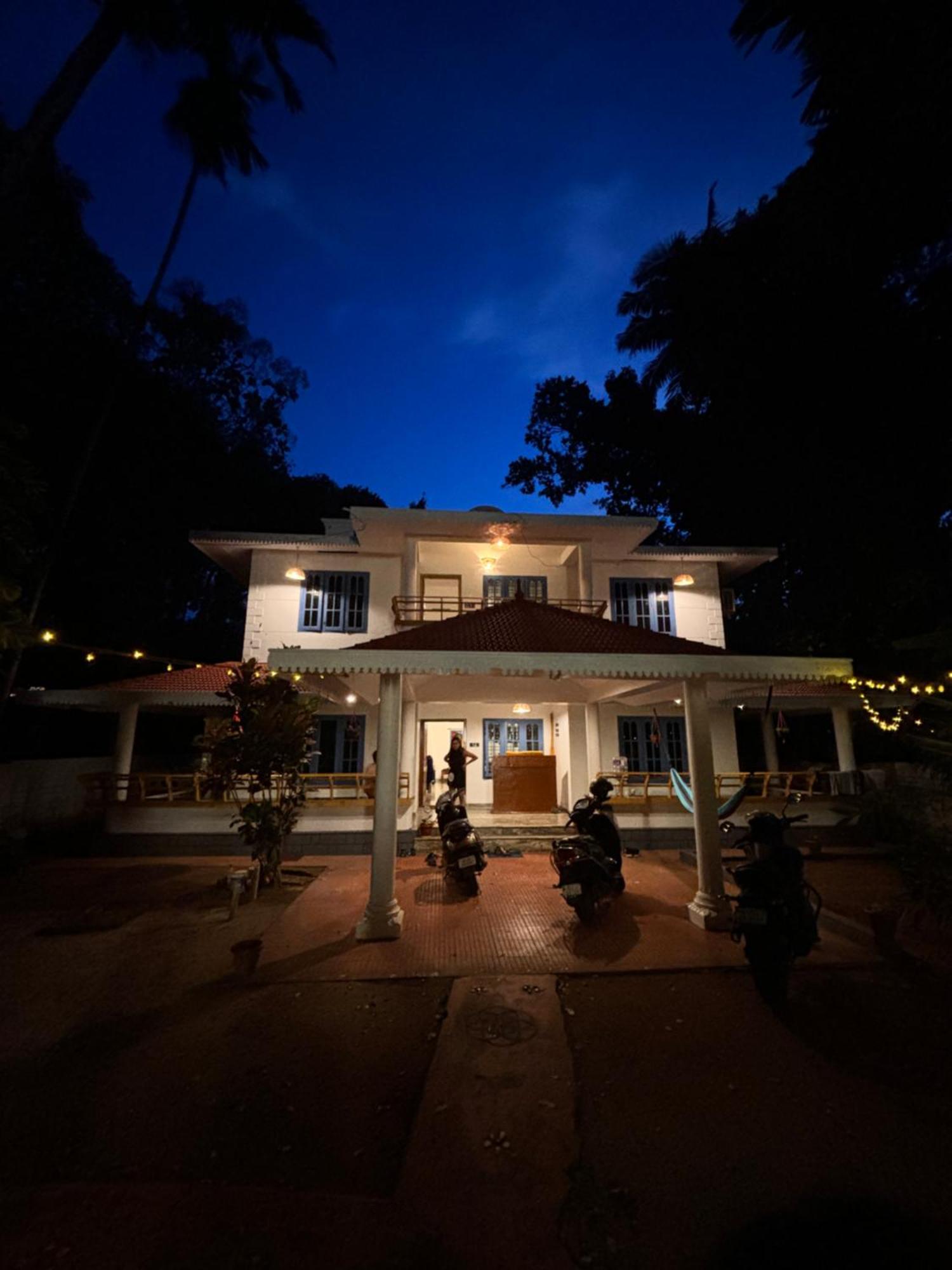 Barefoot Hostels, Varkala Exterior photo